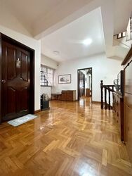 Phillips Avenue (D19), Terrace #572943491